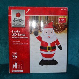 3.5 Ft. Led Inflatable Airblown Santa NIB Indoor or Outdoor use!  dairub (684)